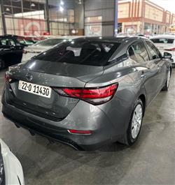 نیسان سێنترا